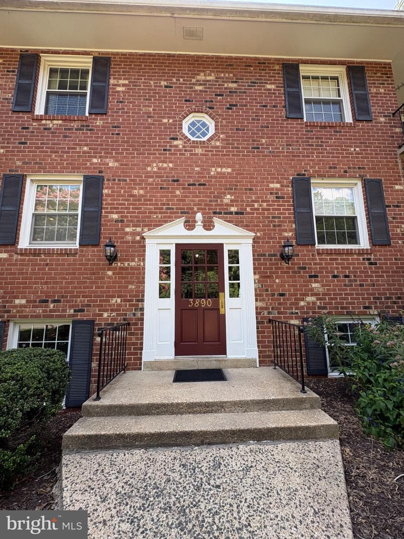 3890 Lyndhurst Drive, Fairfax