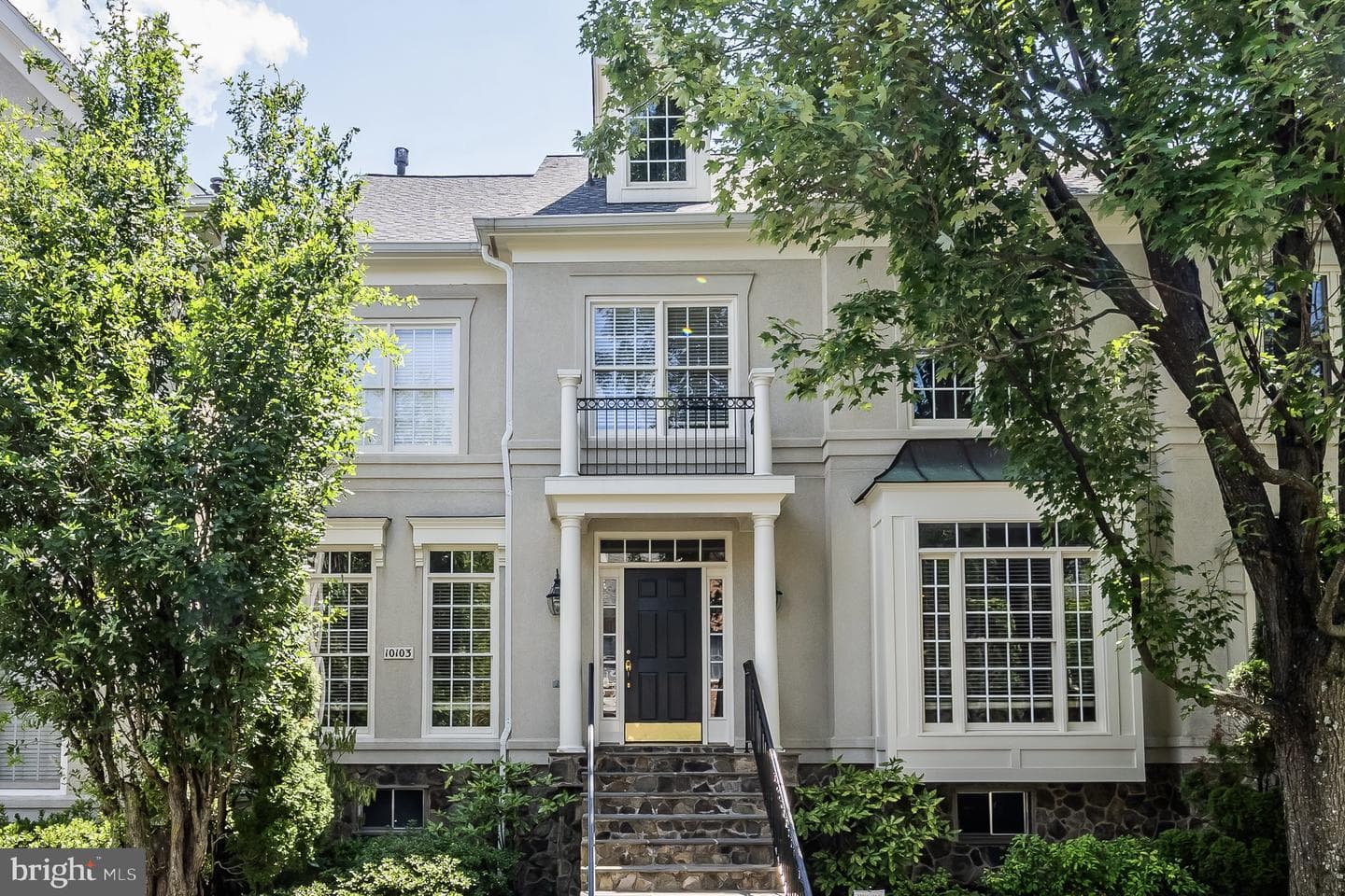 10103 Farr Oak Place photo 1