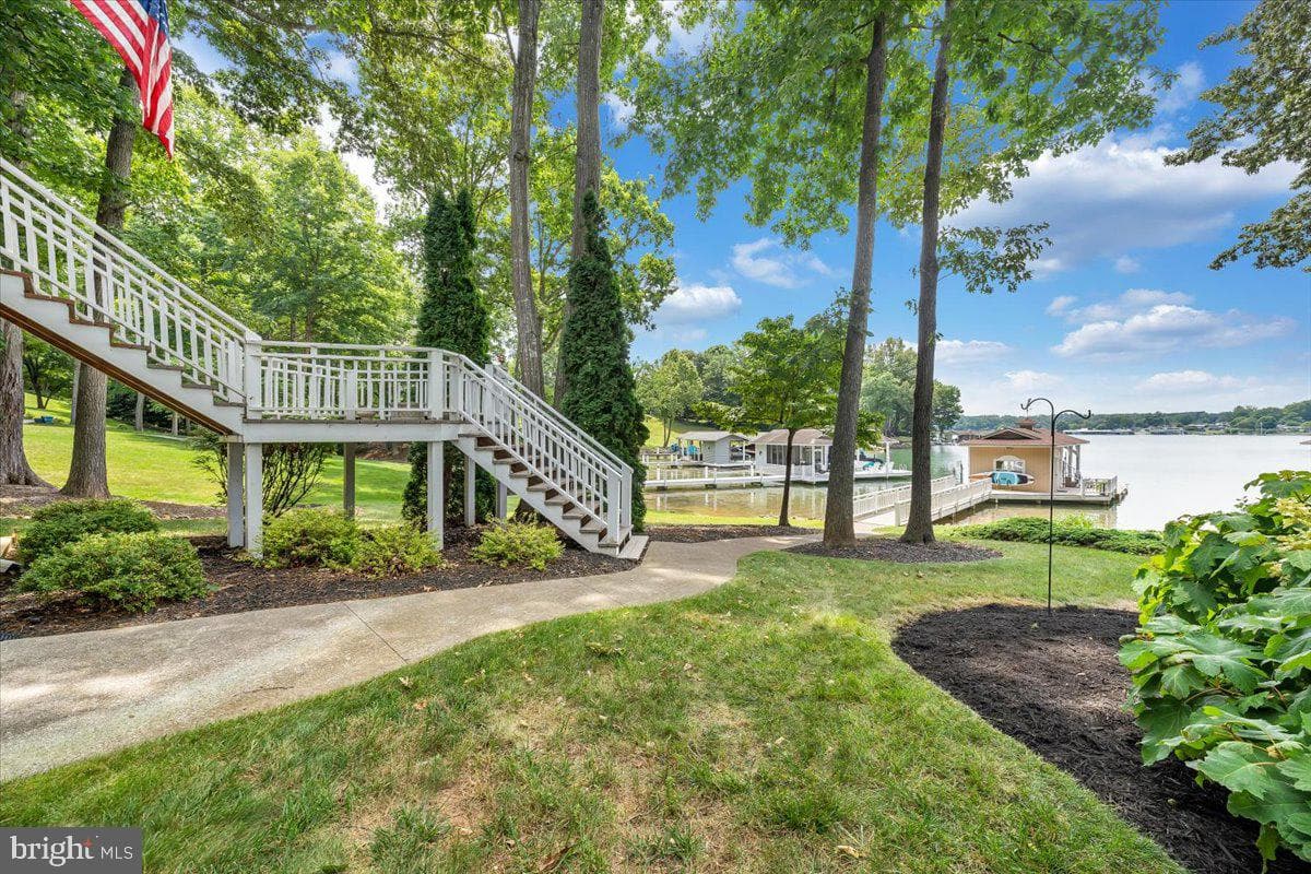 435 Cross Harbour Drive photo 102