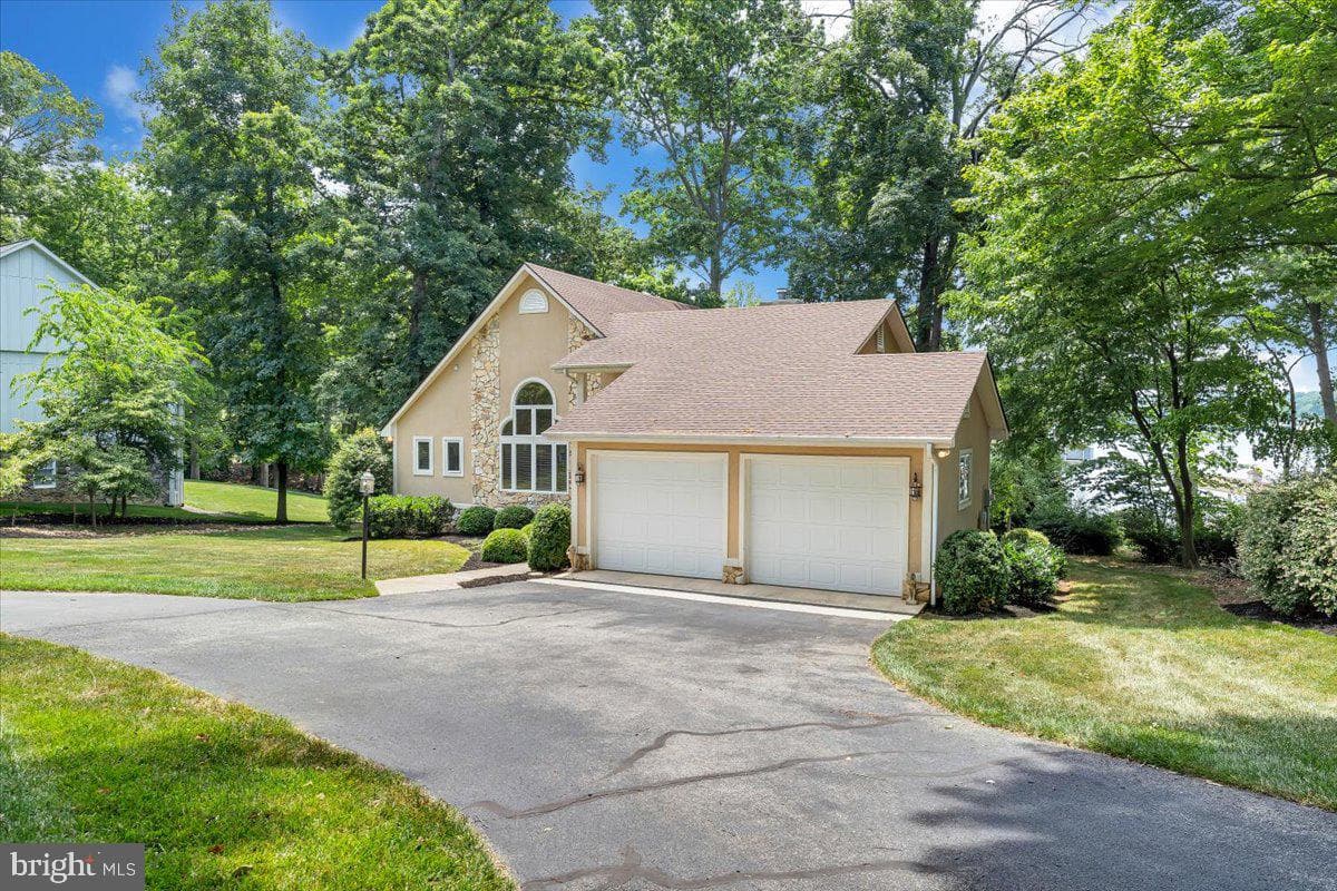 435 Cross Harbour Drive photo 105