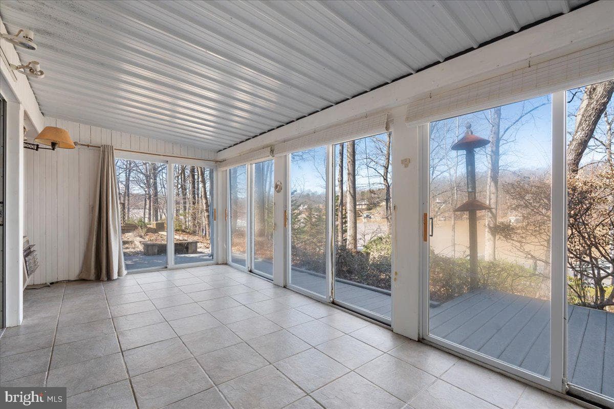 1031 Lakemount Drive photo 52