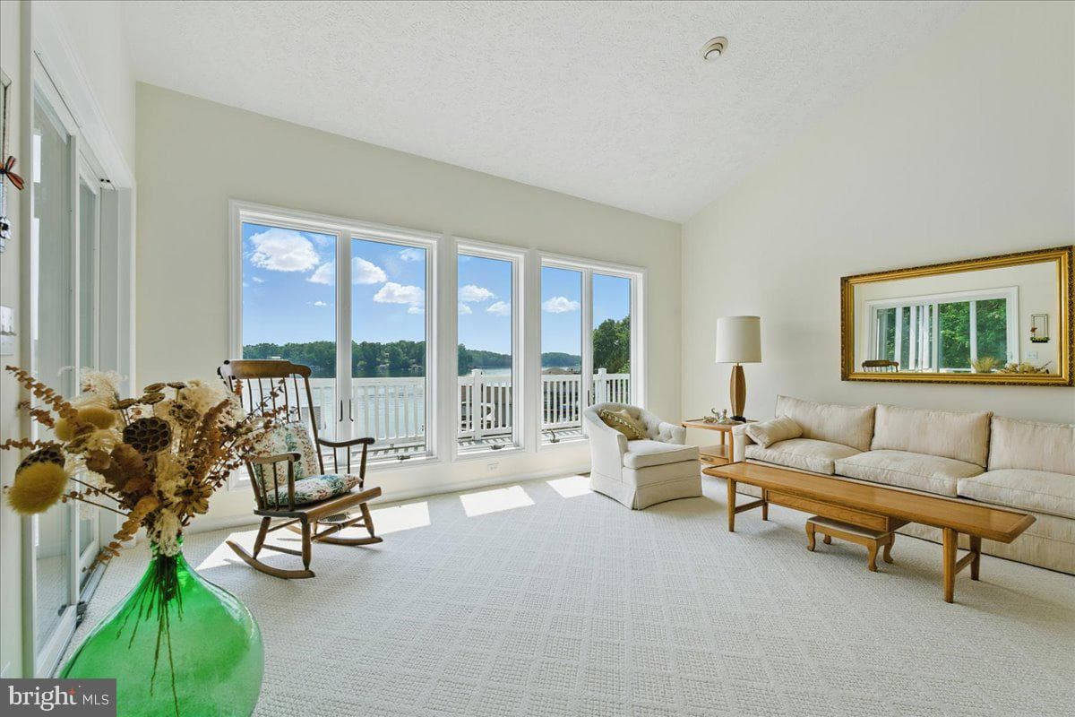 35 Lake Shore Drive photo 21