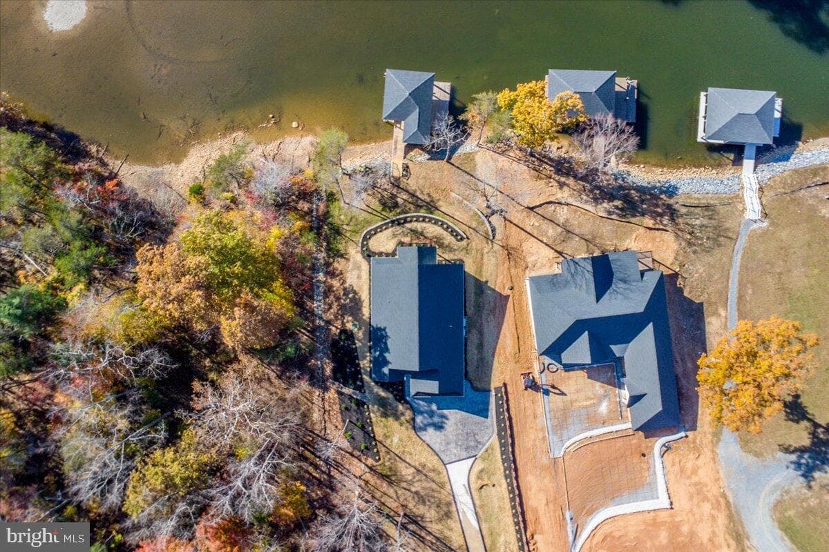 172 Lakewatch Circle photo 11