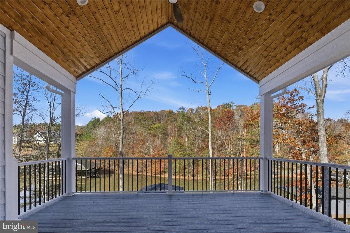 172 Lakewatch Circle photo 22