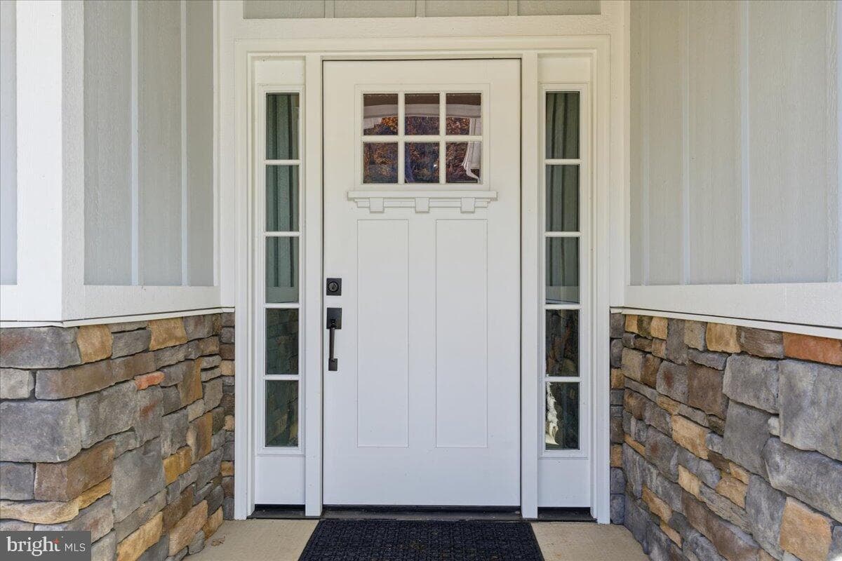 172 Lakewatch Circle photo 8