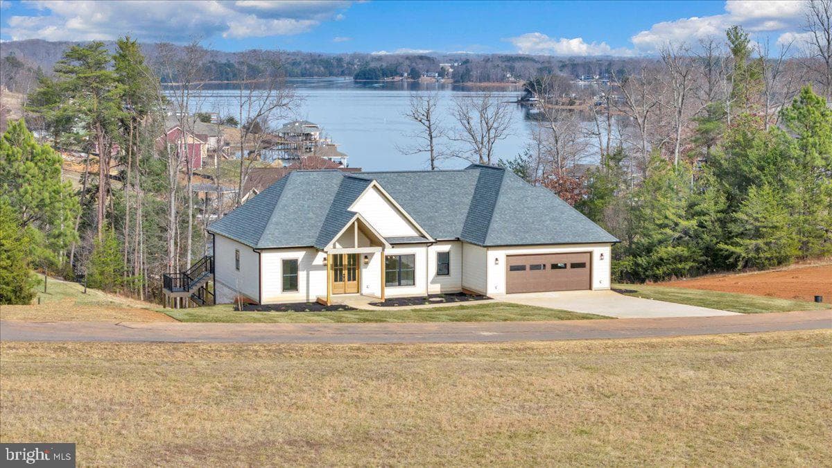 639 Compass Cove Circle photo 119
