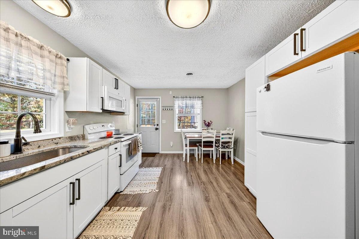 565 Venable Road photo 31