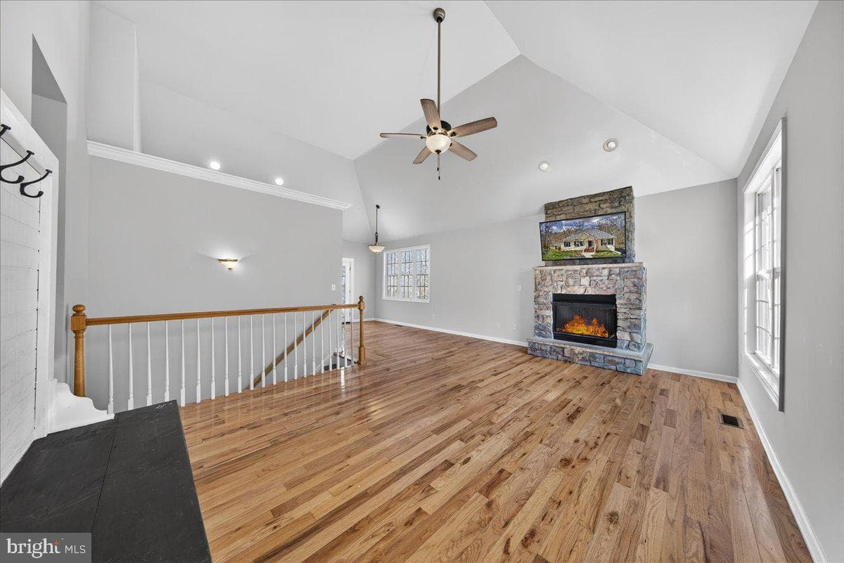 18 Chickasaw Place photo 3