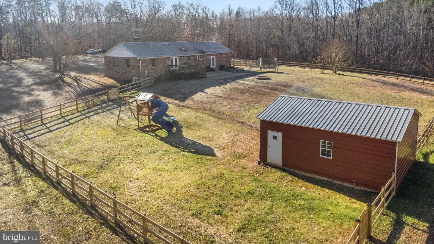 14100 Embrey Lane photo 29