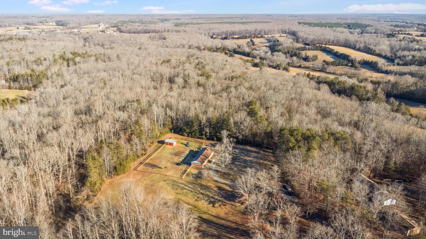 14100 Embrey Lane photo 32