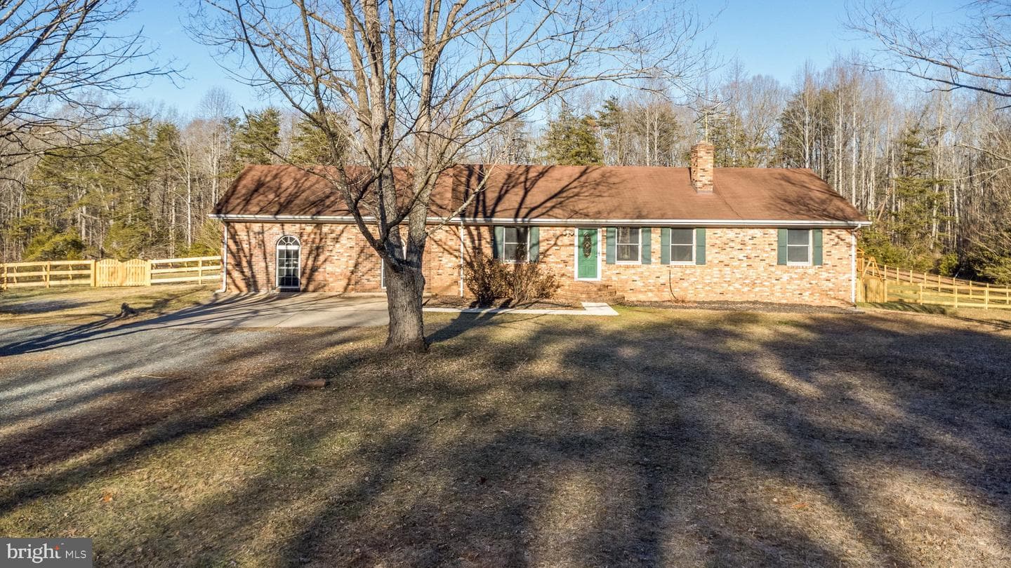 14100 Embrey Lane photo 35