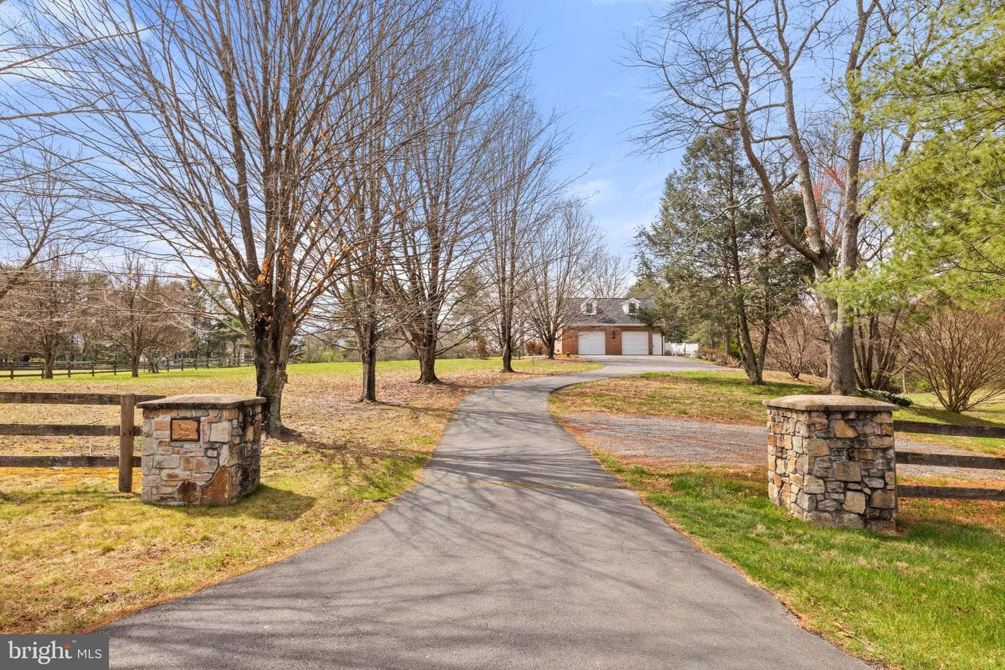 8839 Grasslands Court photo 45