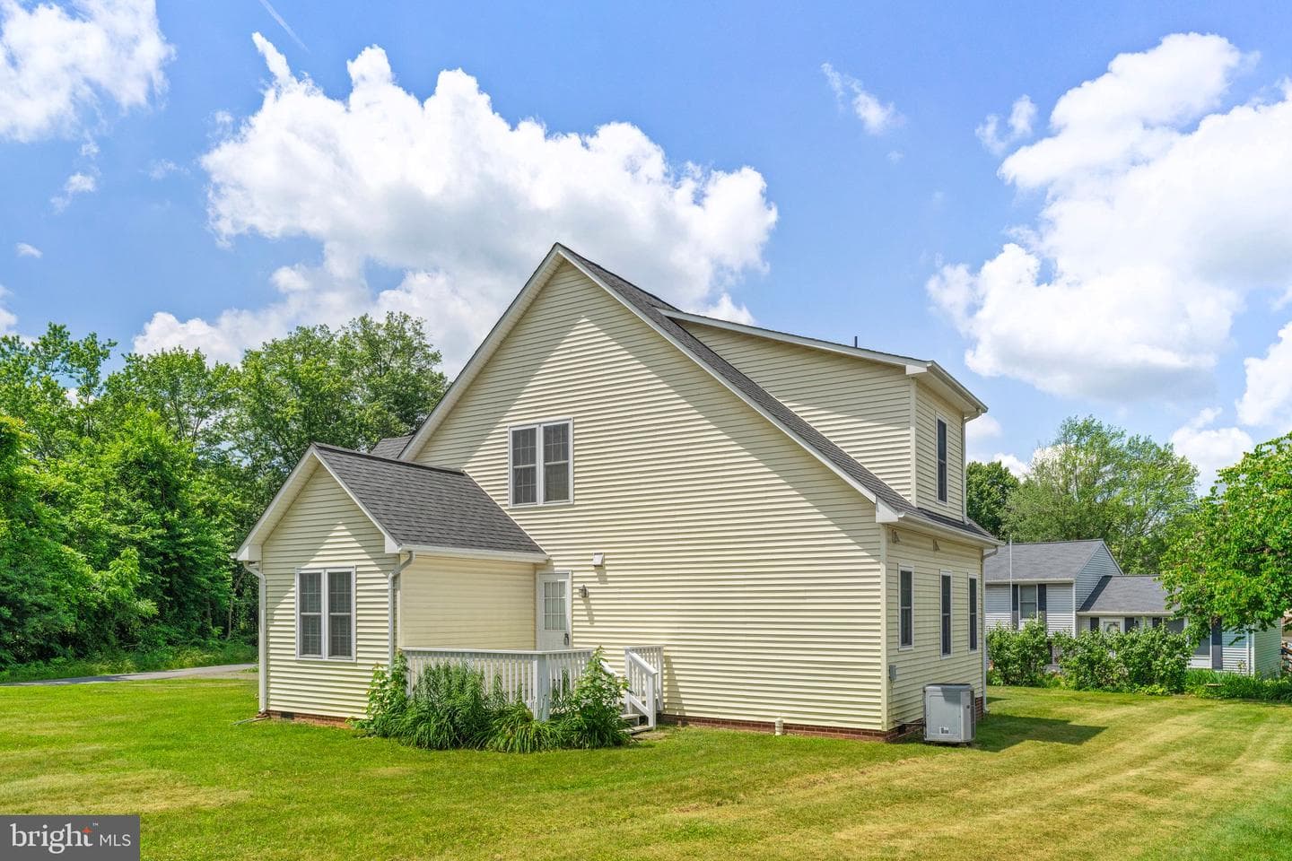 8456 Emerald Lane photo 46