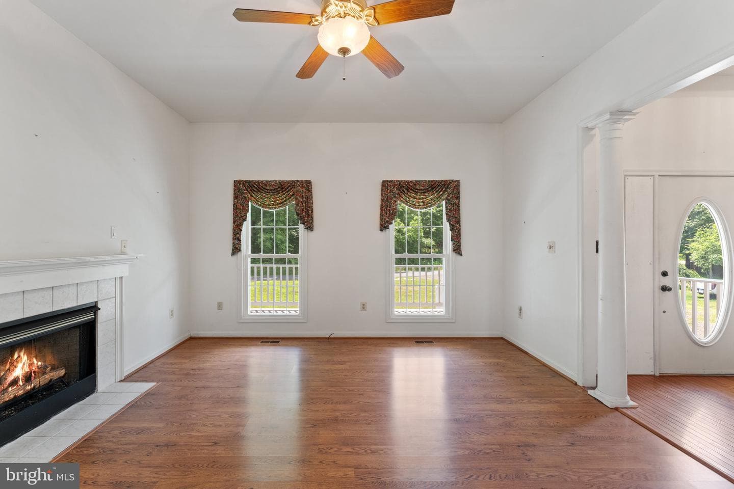 8456 Emerald Lane photo 7