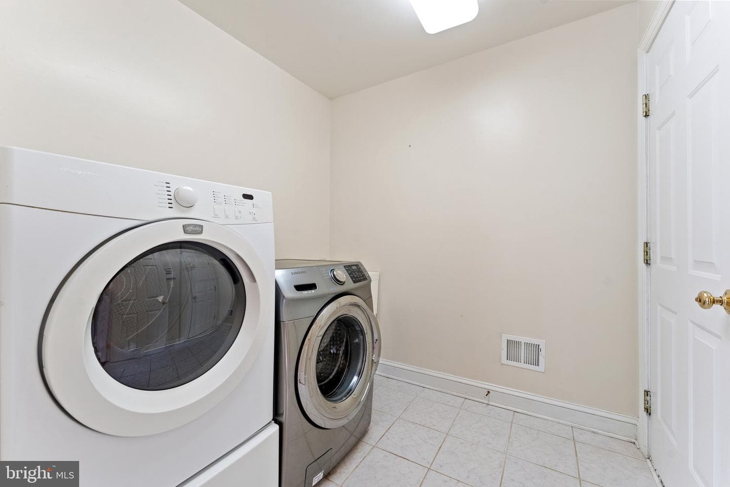 7978 Wellington Drive photo 37