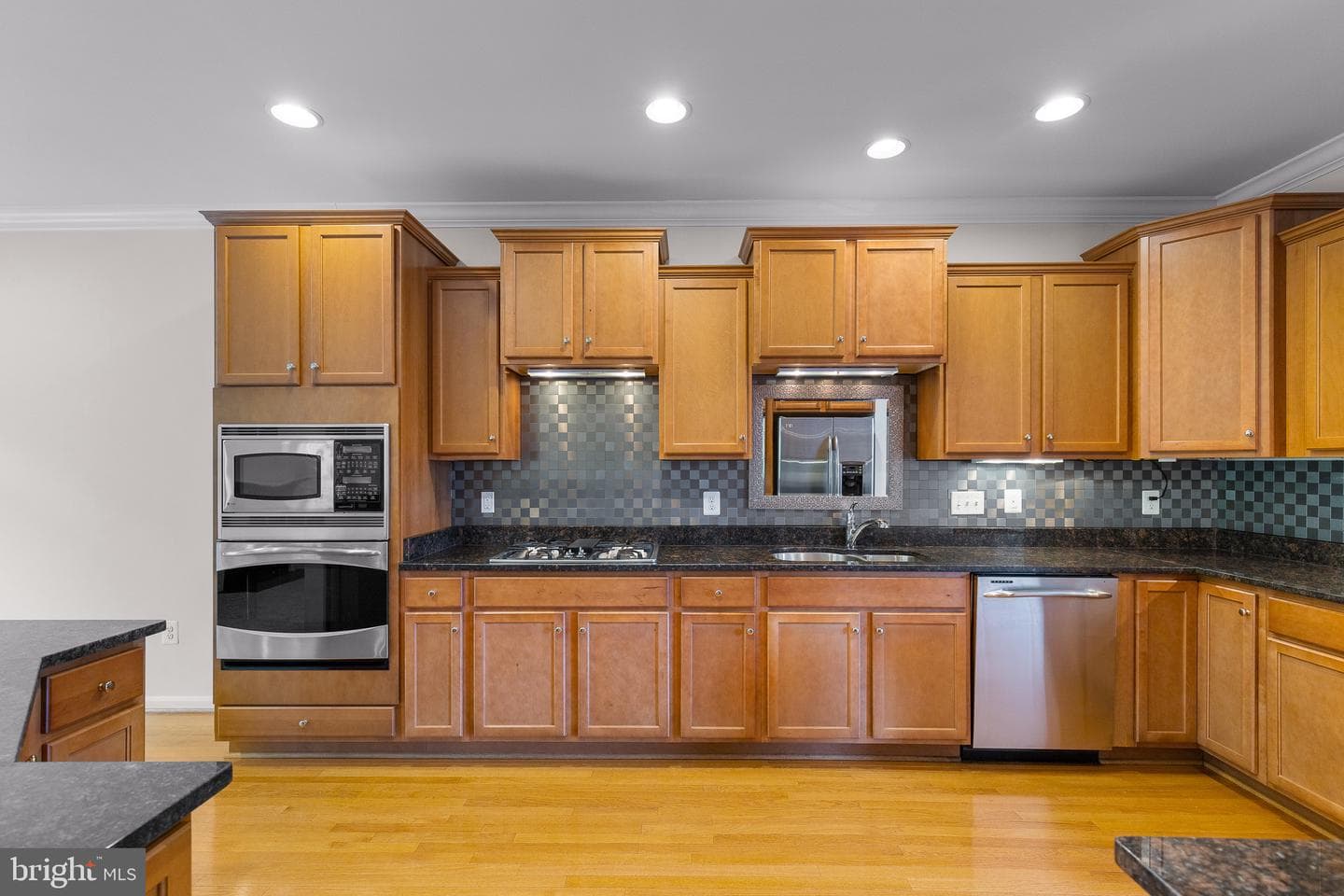 154 Cambridge Way photo 16