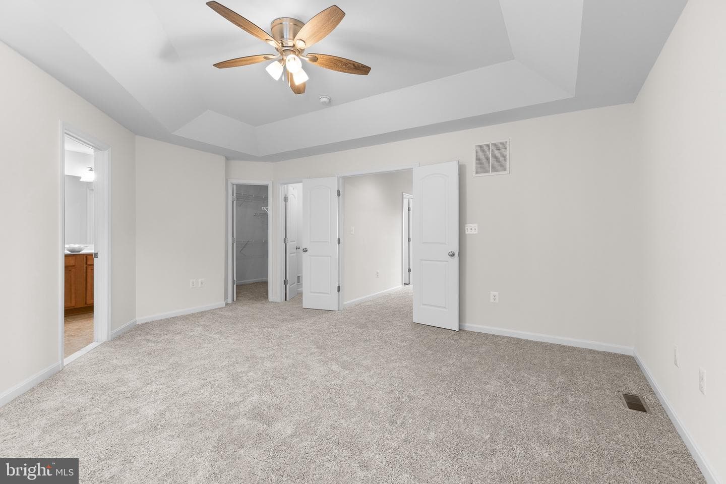 154 Cambridge Way photo 30