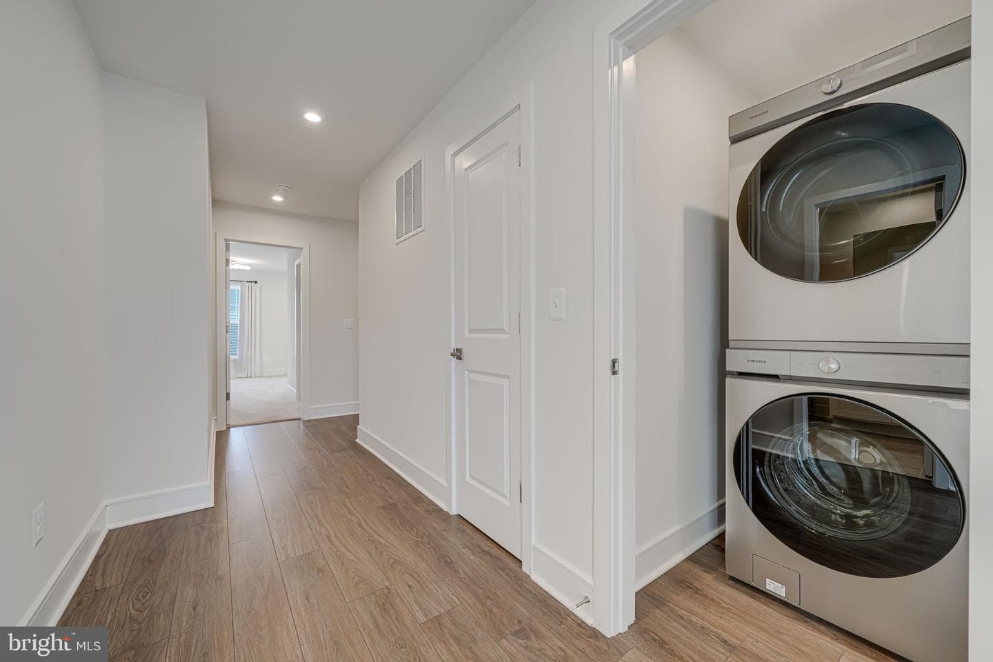 4258 Frost Street photo 18