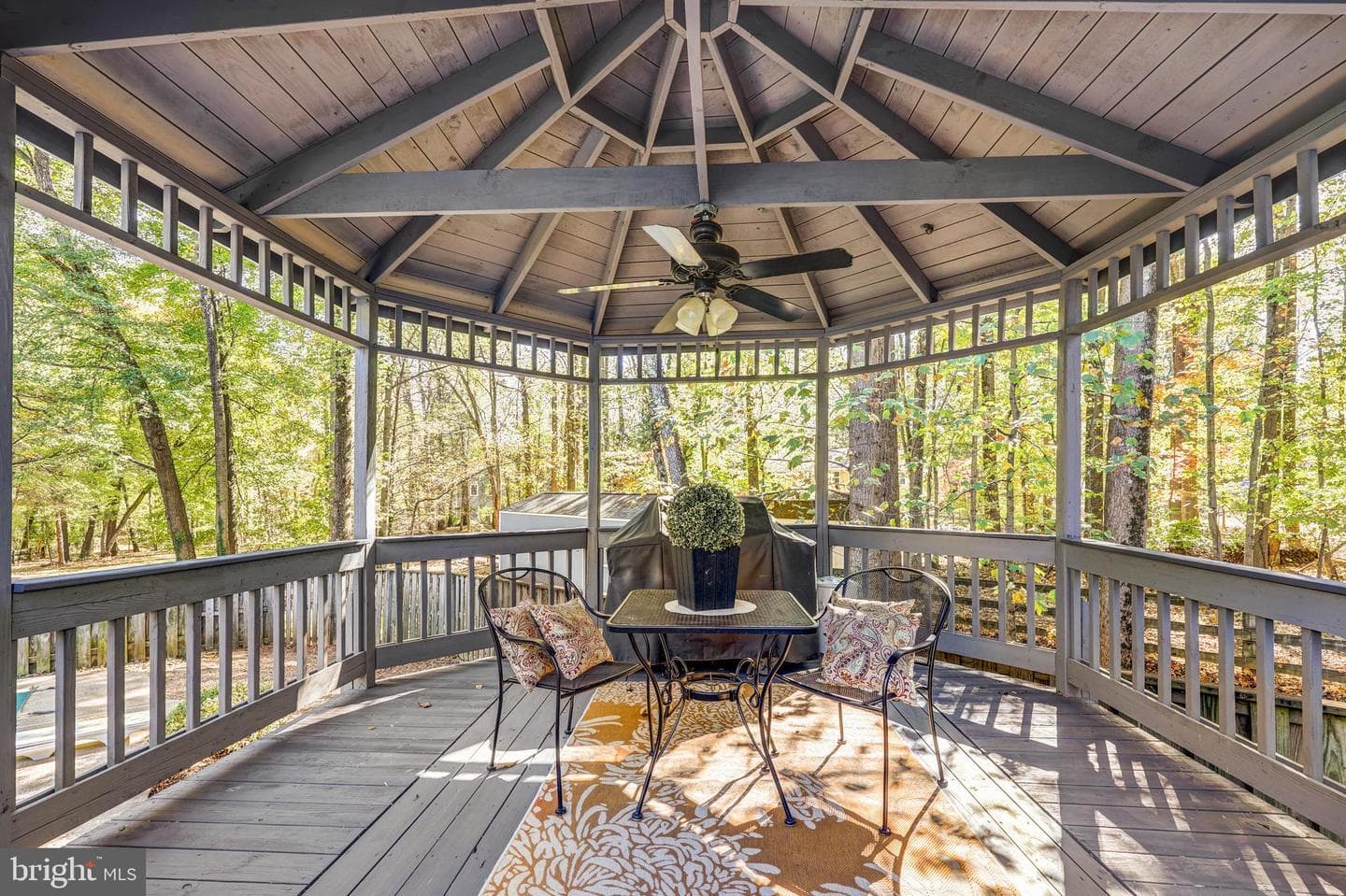 6735 Kelly Road photo 30