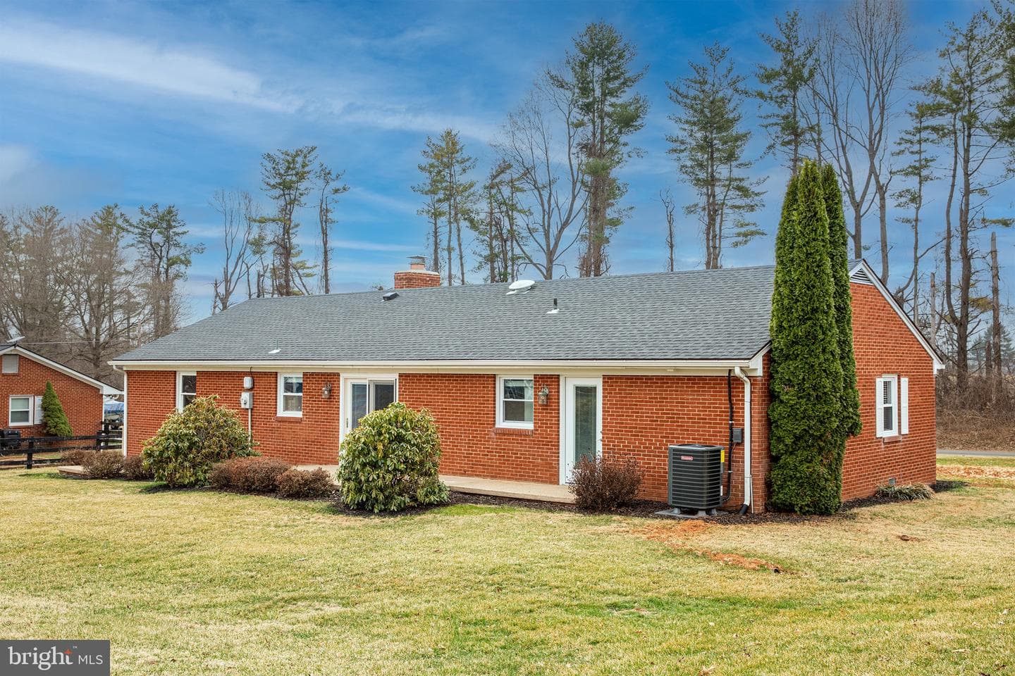 7196 Airlie Road photo 30