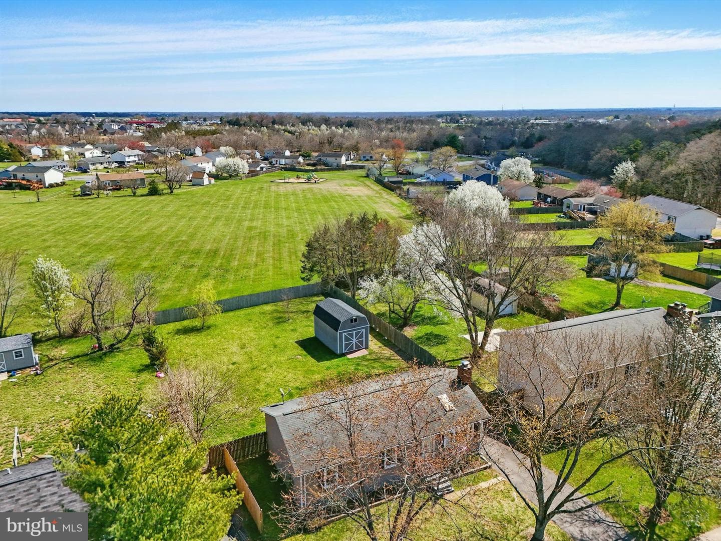 10744 Blake Lane photo 3