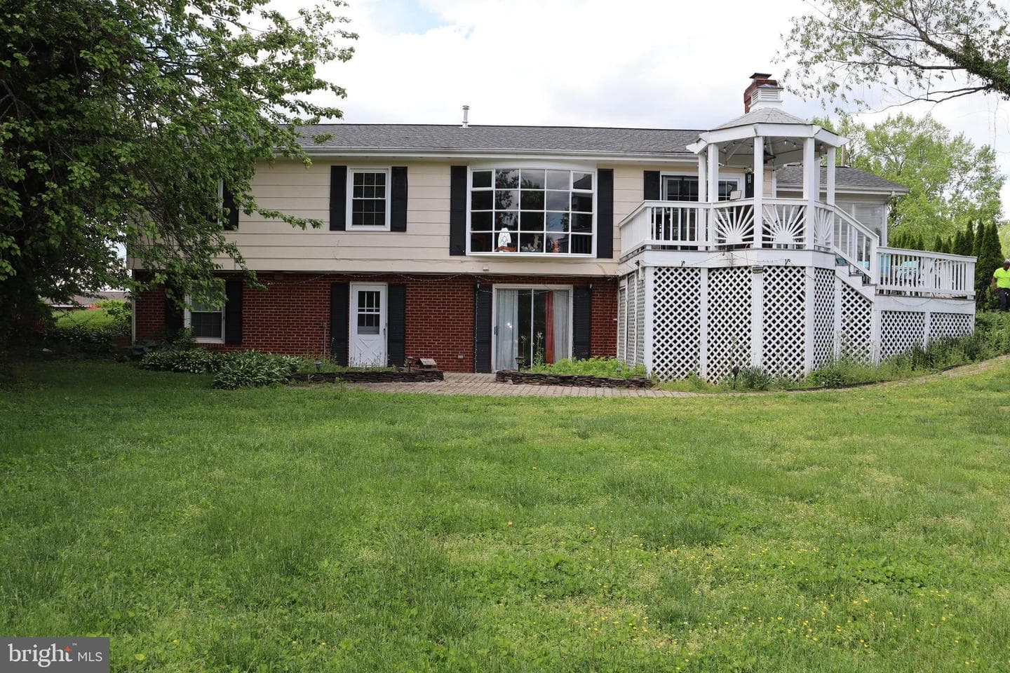 229 Dover Road photo 3