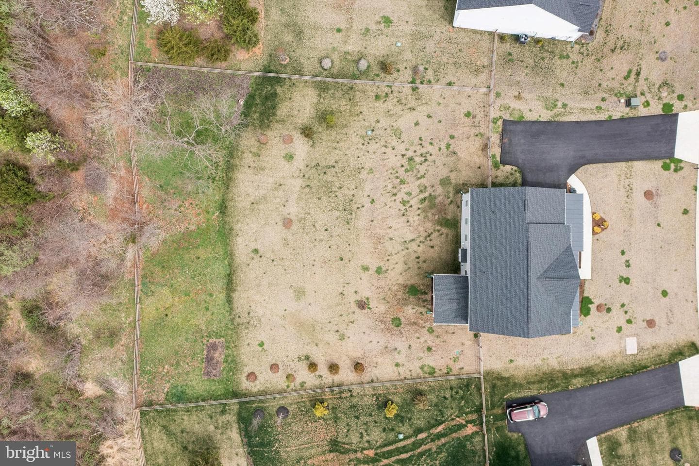 8015 International Drive photo 45