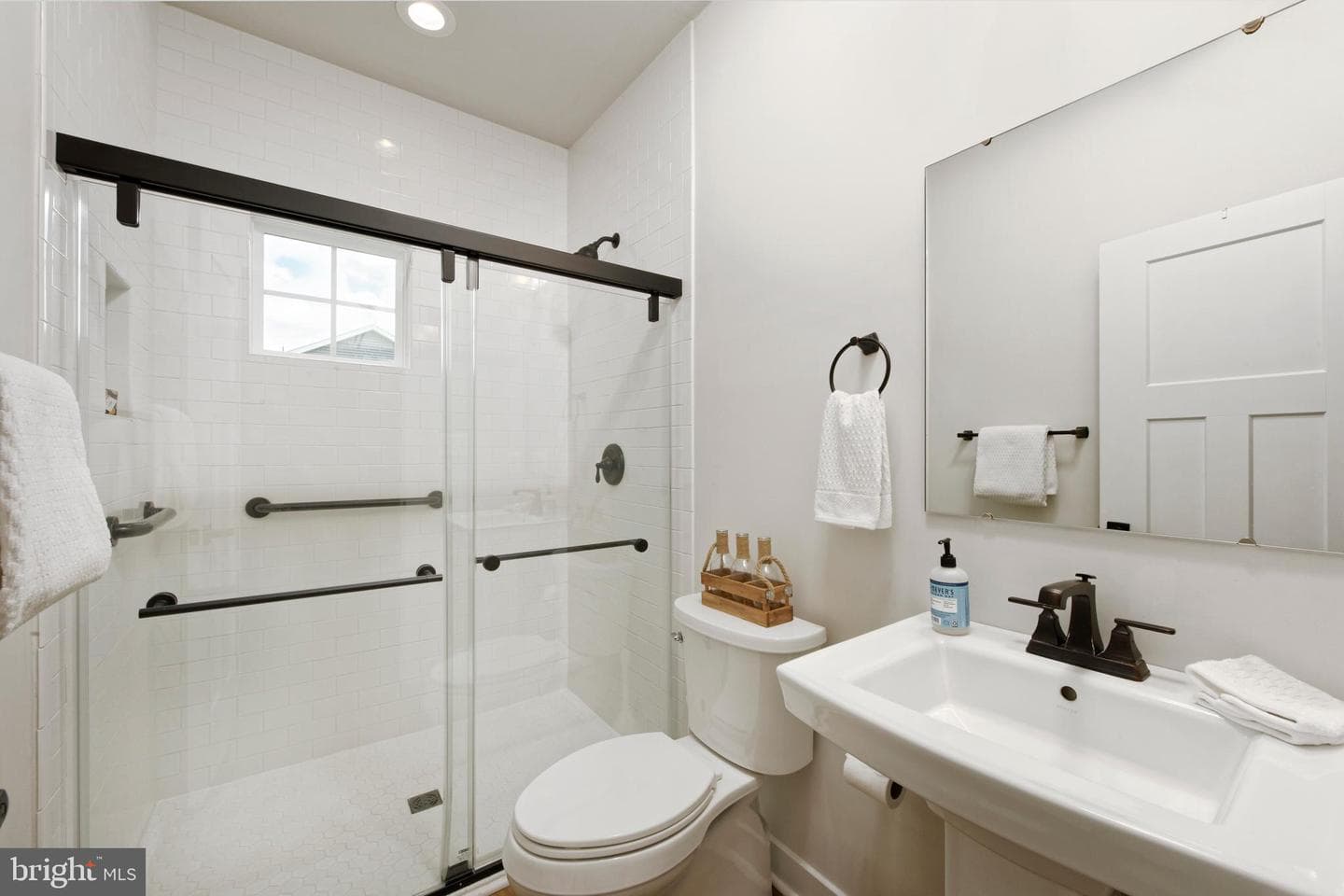 6400 Bob White Drive photo 17