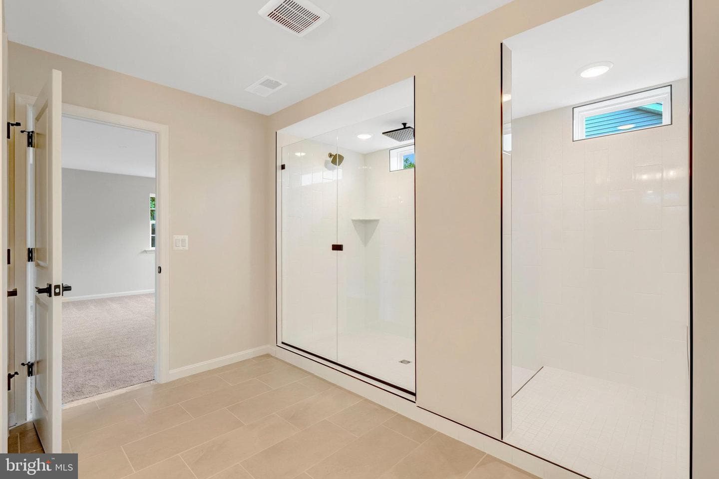 2080 Springvale Drive photo 40