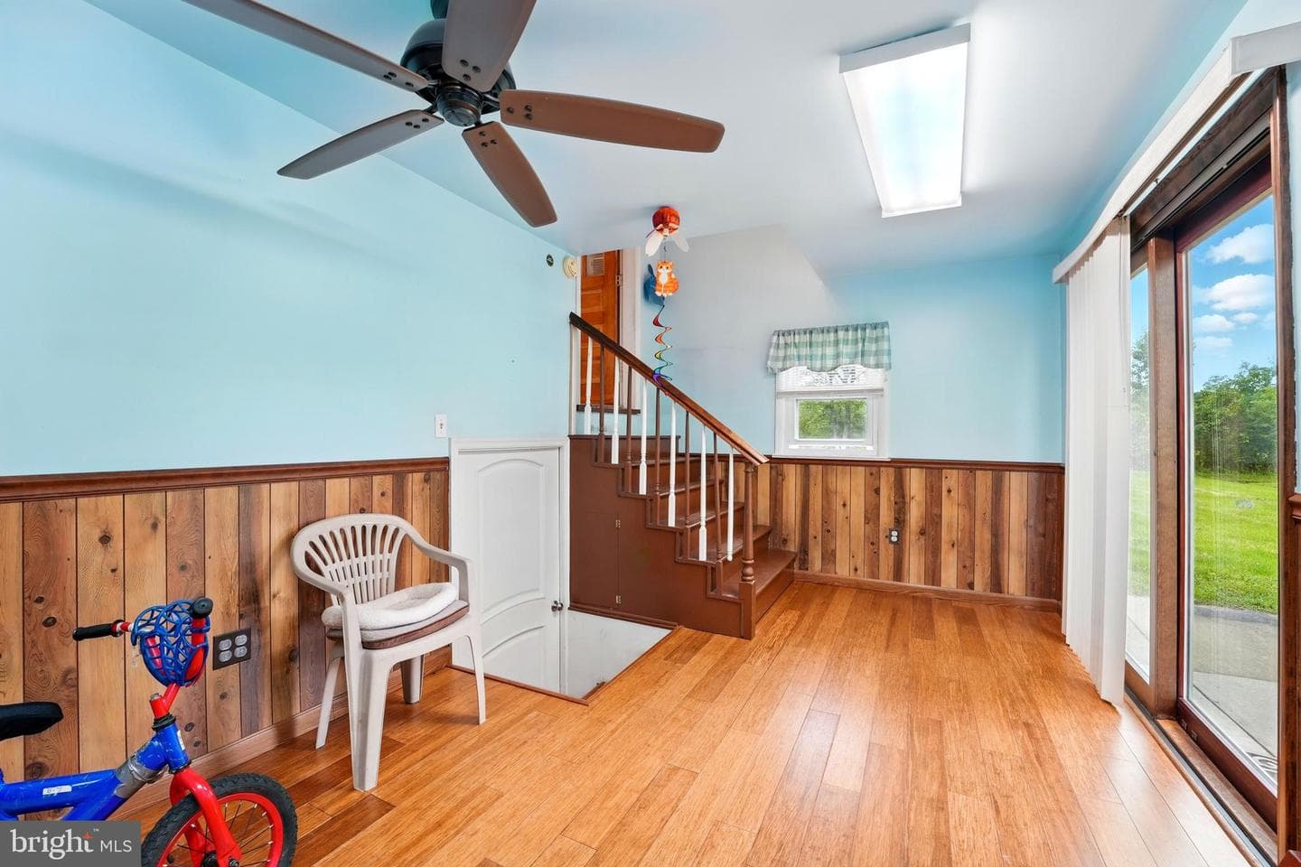 8534 Burwell Road photo 22