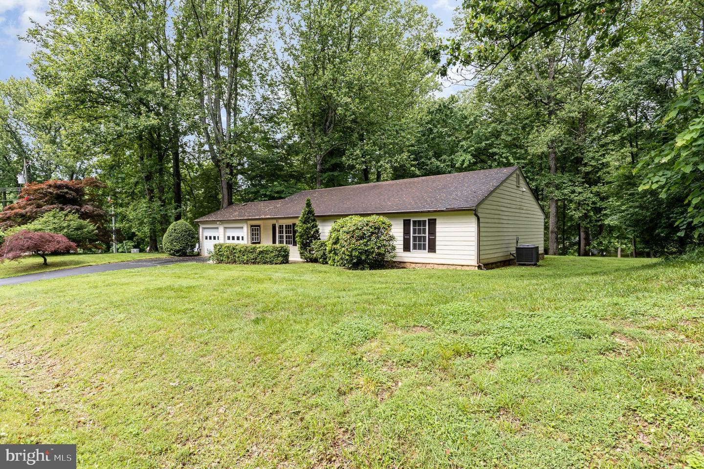 7378 Hilly Lane photo 3