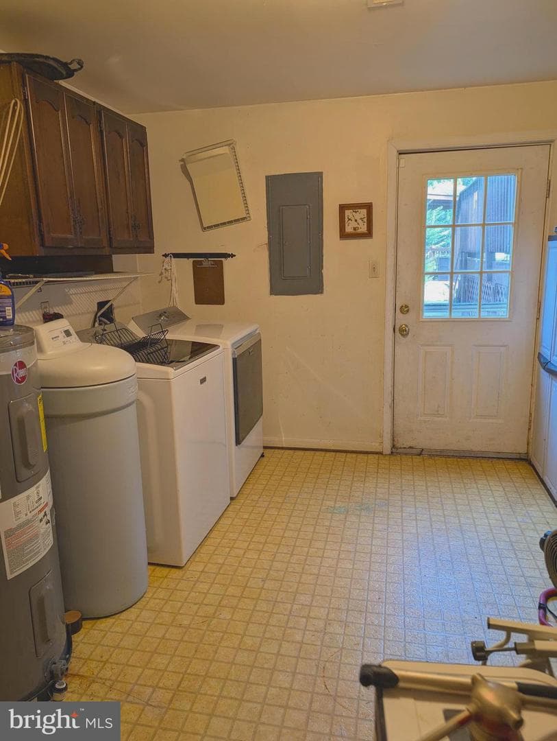 7022 Stafford Street photo 18