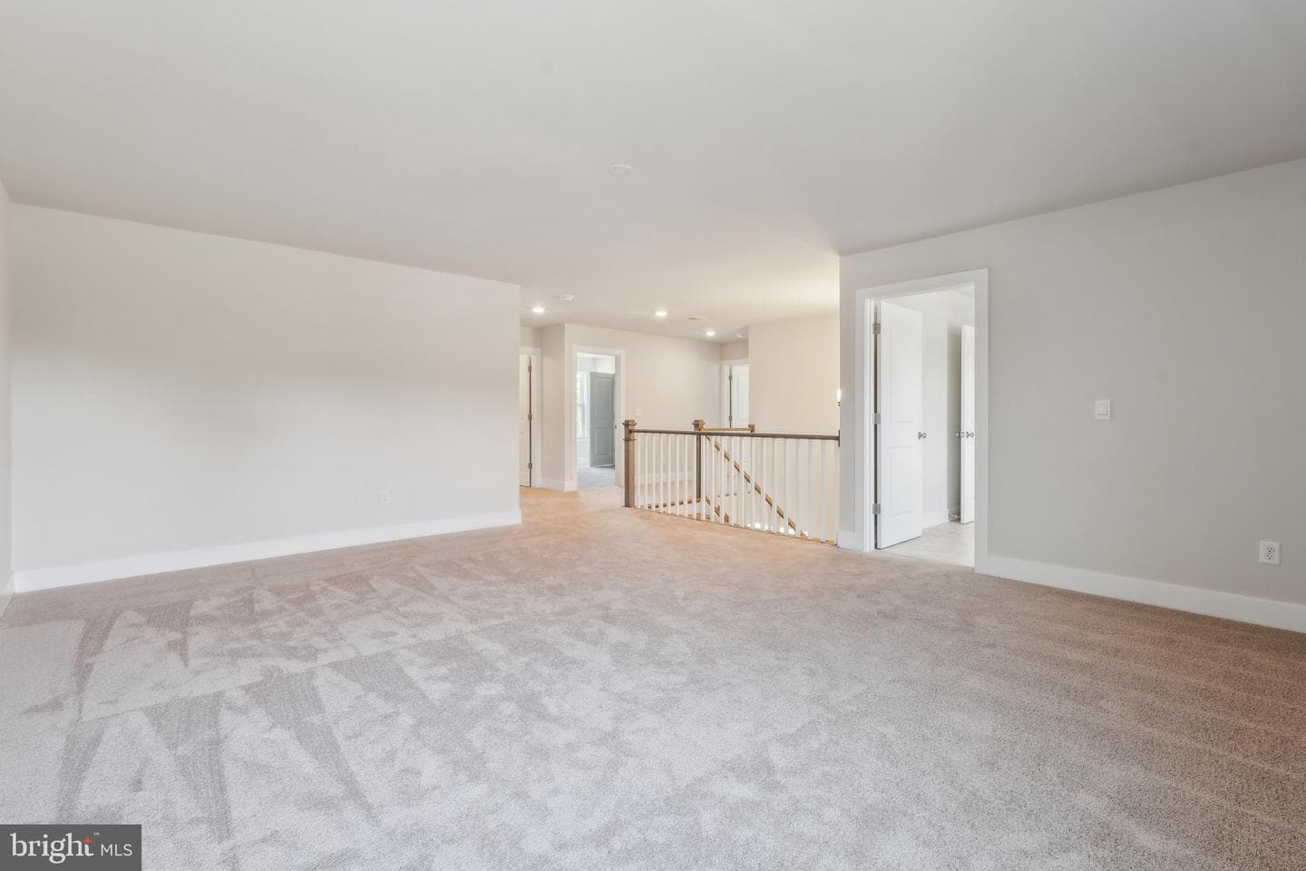 7838 Holston Lane photo 11