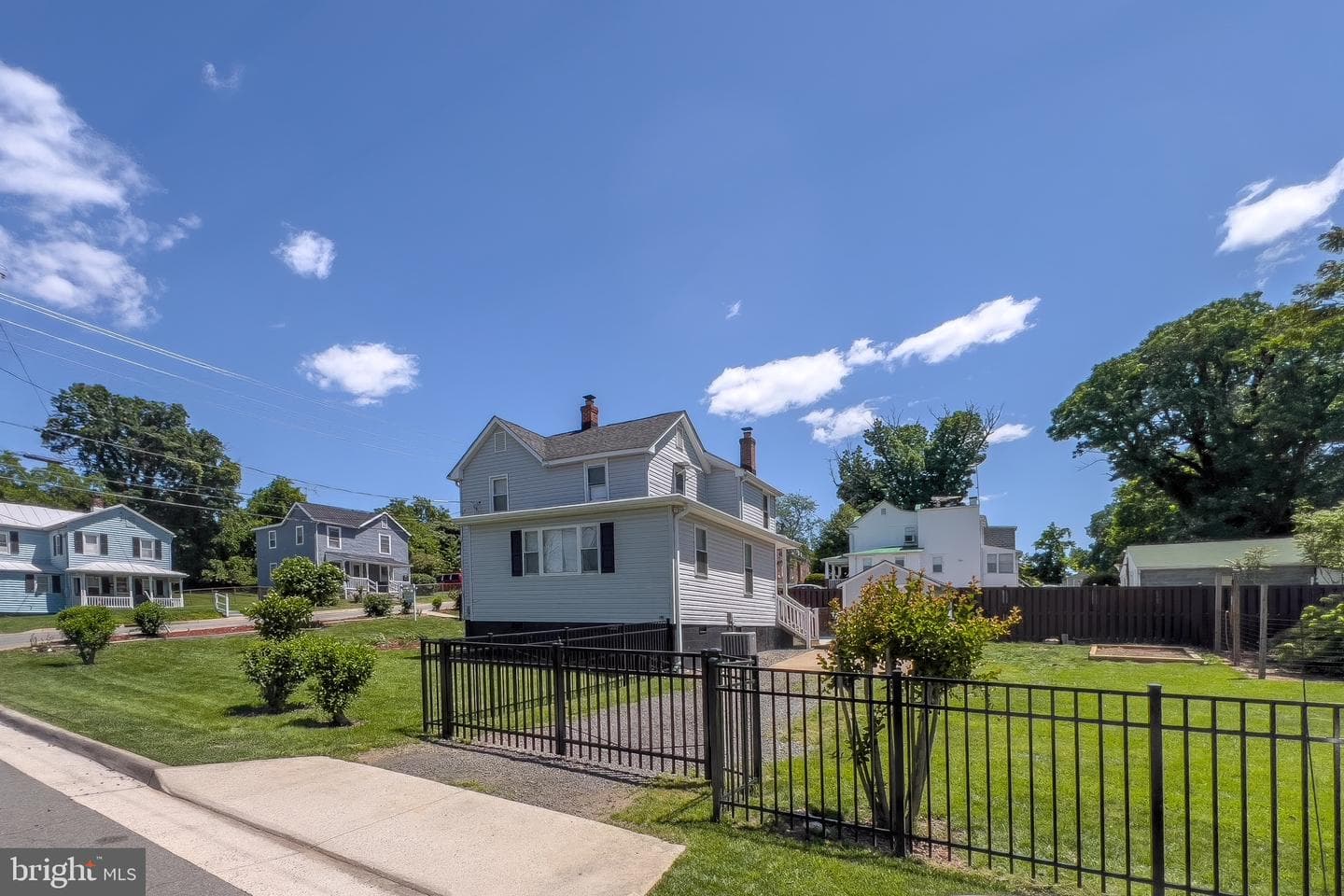 63 Madison Street photo 37