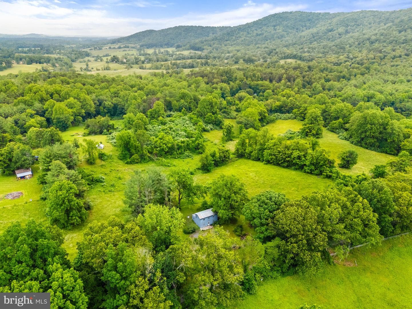 11066 Moreland Road photo 5