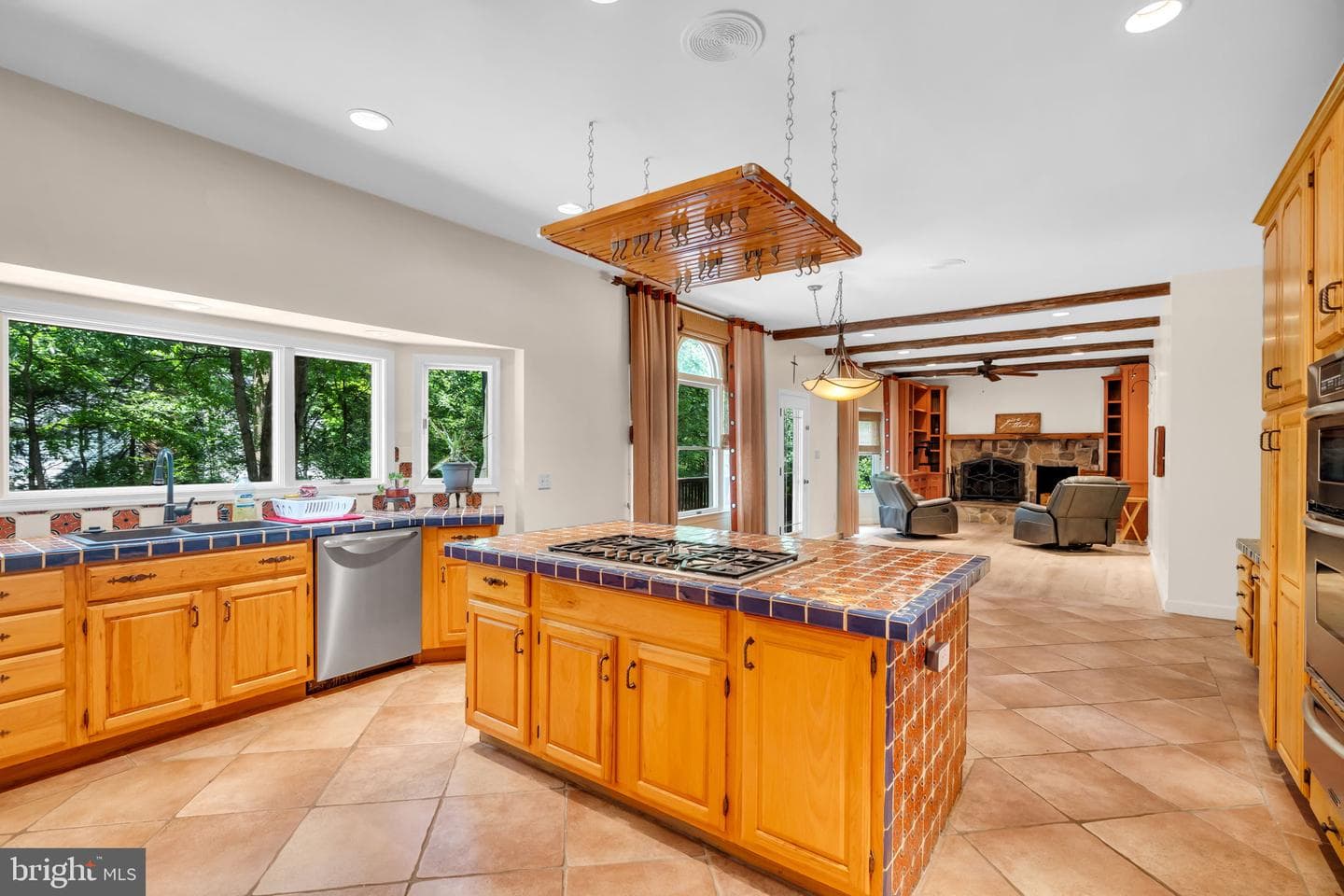6886 Well House Drive photo 17