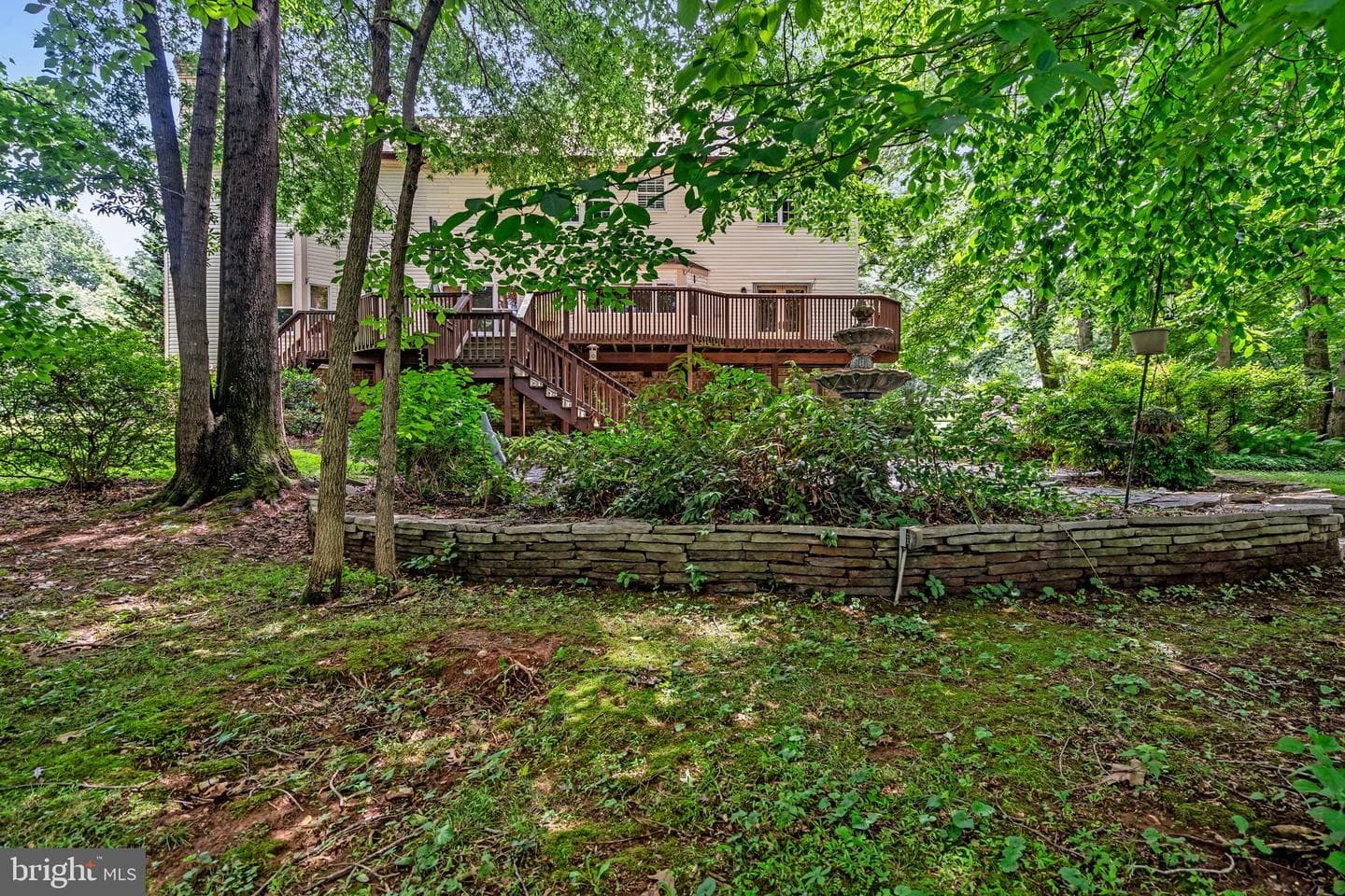 6886 Well House Drive photo 35
