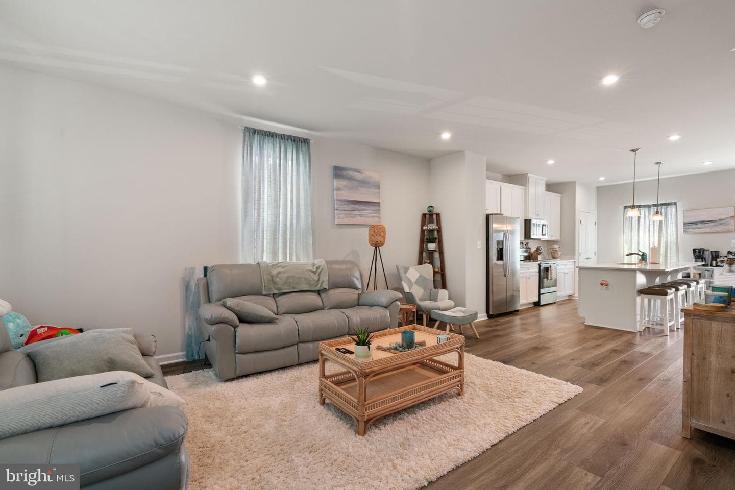 3189 Jefferson Boulevard photo 17