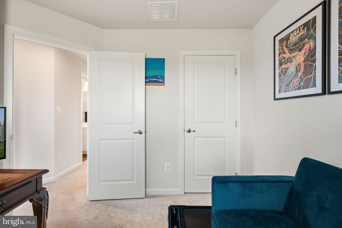 3189 Jefferson Boulevard photo 27