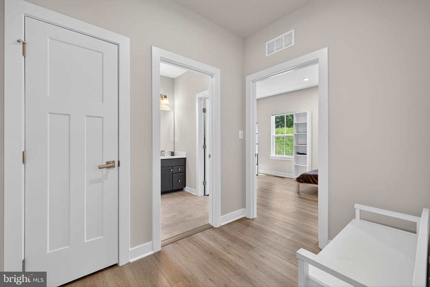 9427 Blue Jay Court photo 16