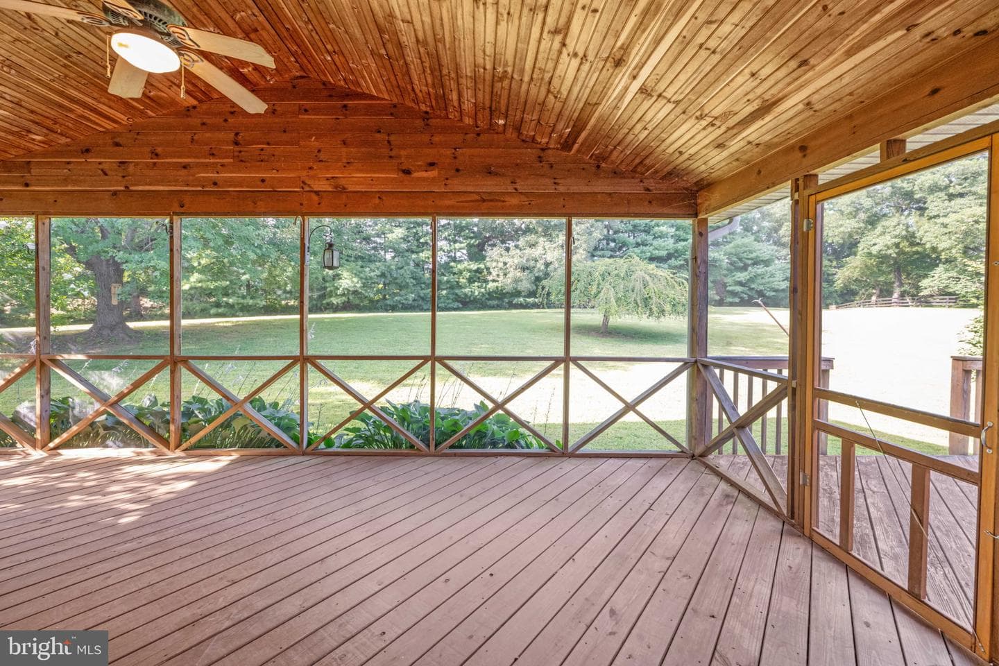 9124 Green Road photo 18