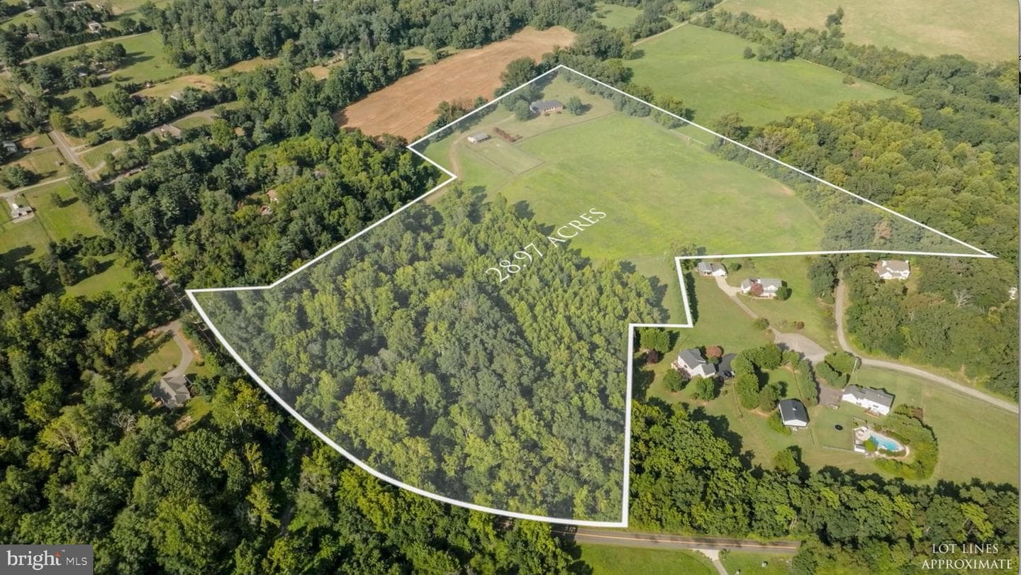 9124 Green Road photo 2