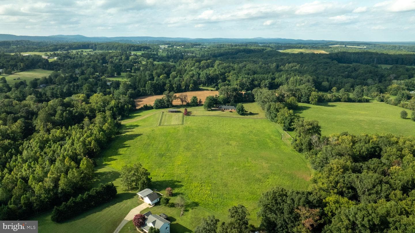 9124 Green Road photo 8