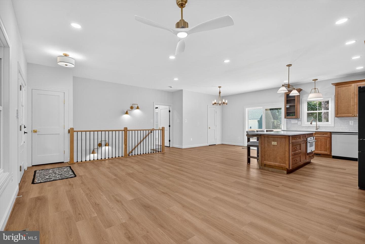 9653 Woodbrook Ln photo 17