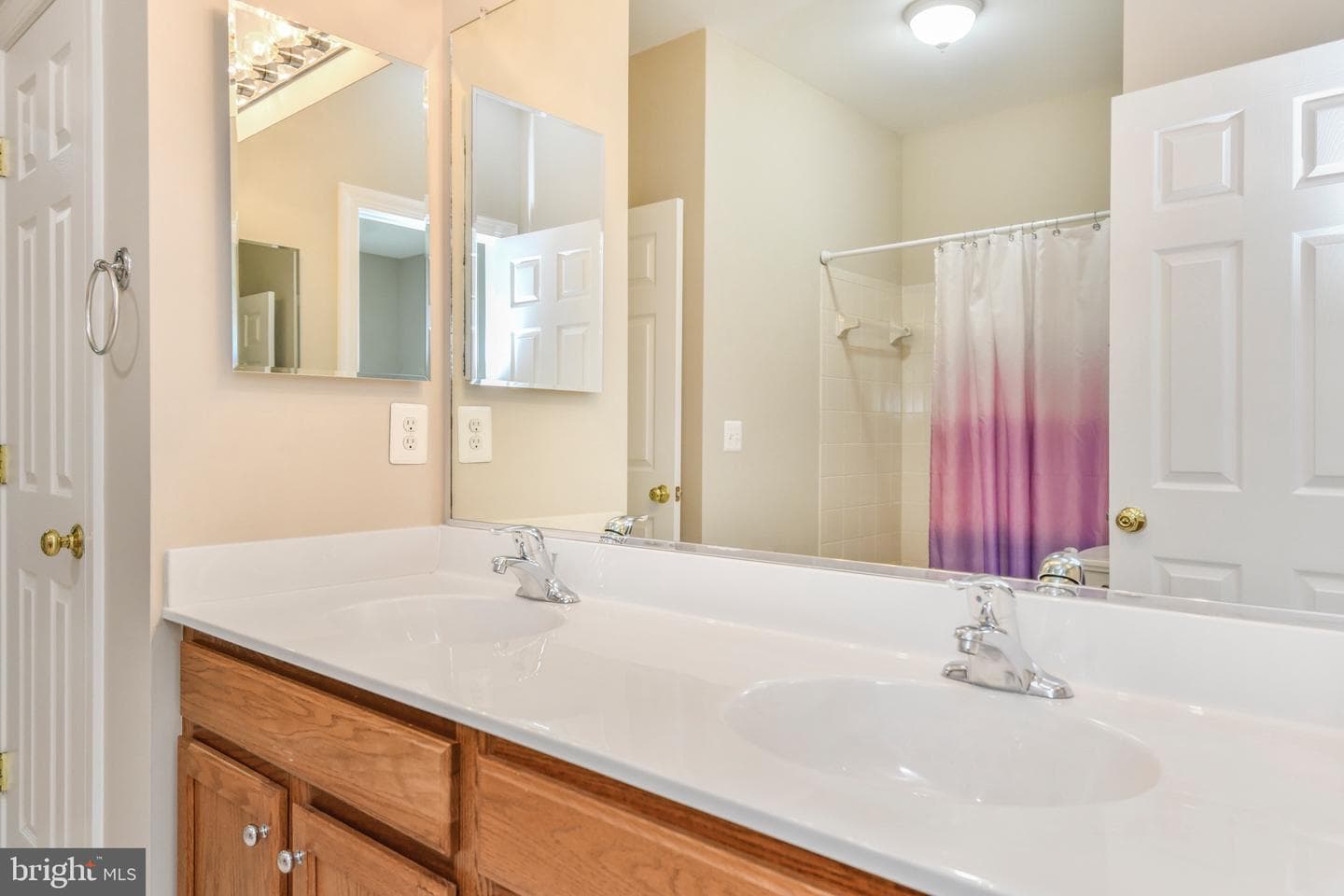 7323 Bayfield Lane photo 25