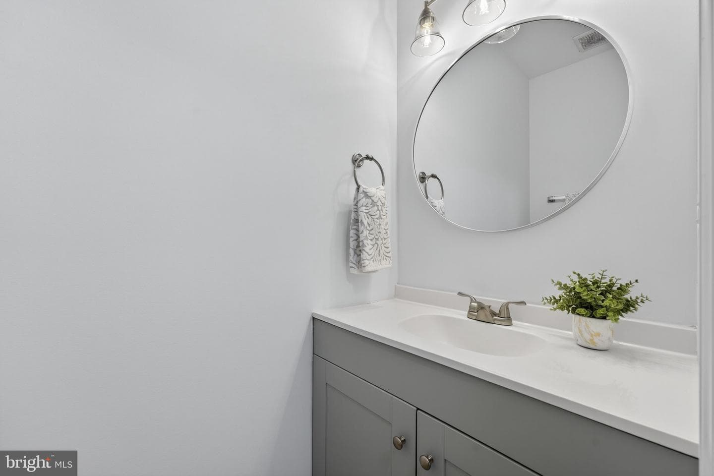 29 Pepper Tree Court photo 11