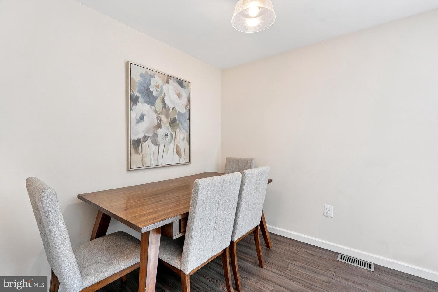 807 Wide Oak Court photo 9
