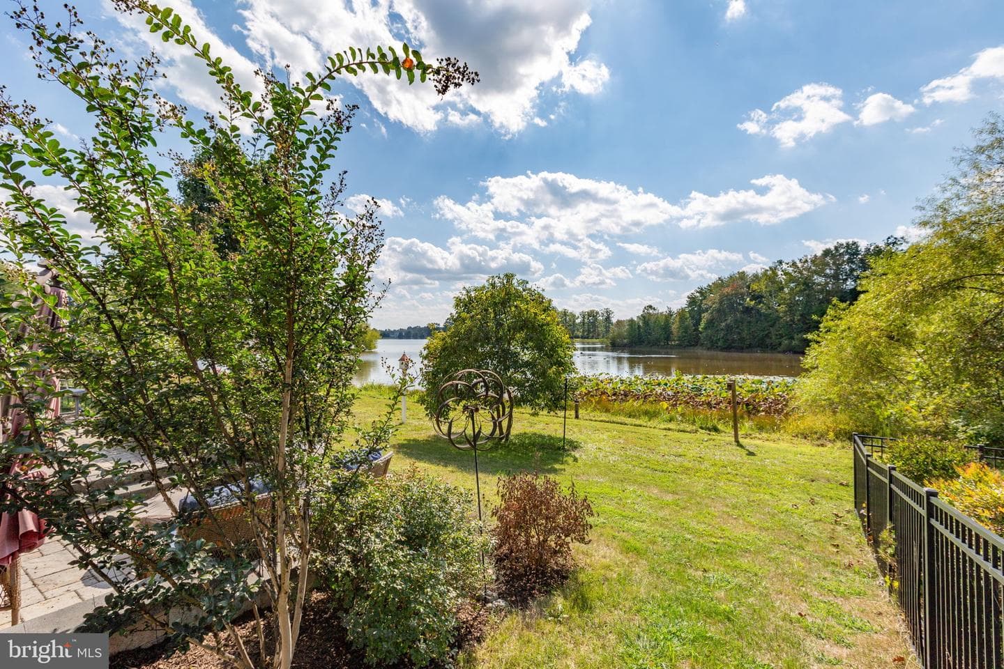 7116 Lake Drive photo 14
