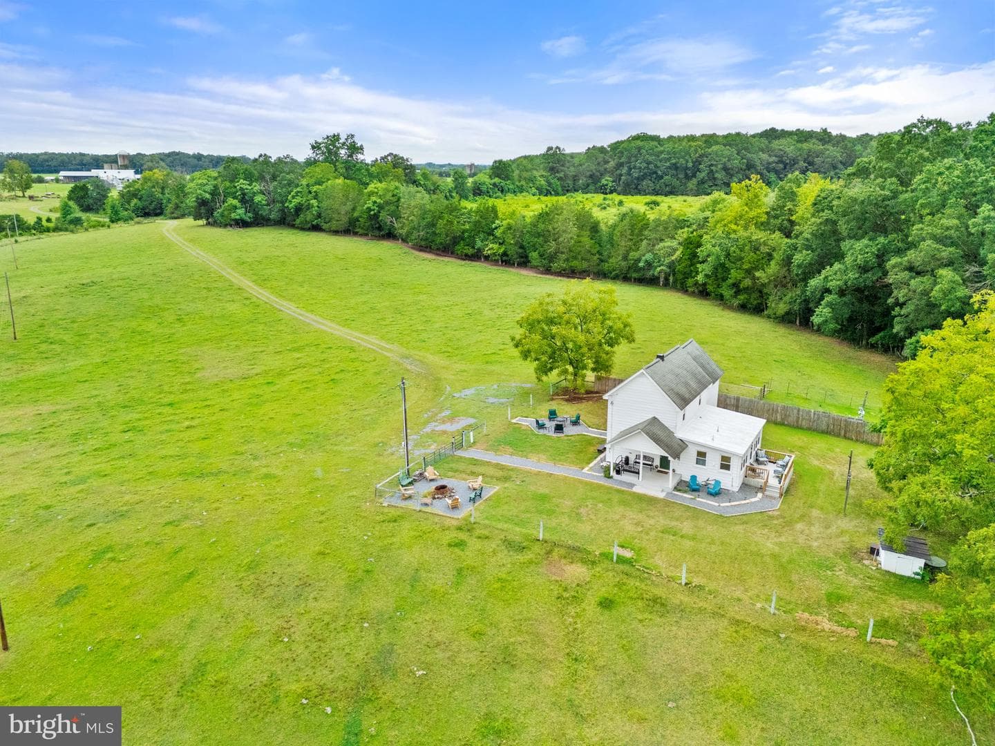 5364 Woodside Lane photo 18