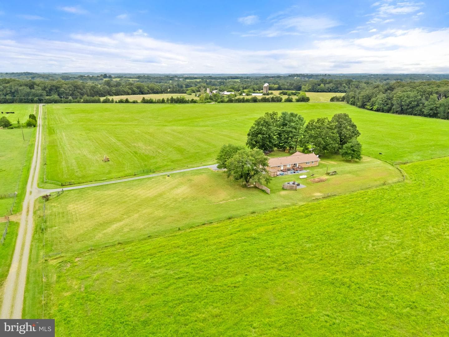 5364 Woodside Lane photo 44